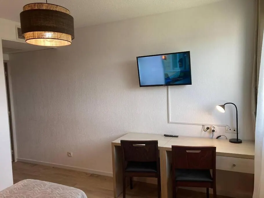 아파트 Appart'Hotel - Gare Tgv - Courtine - Confluence - 407 Bis 아비뇽 프랑스