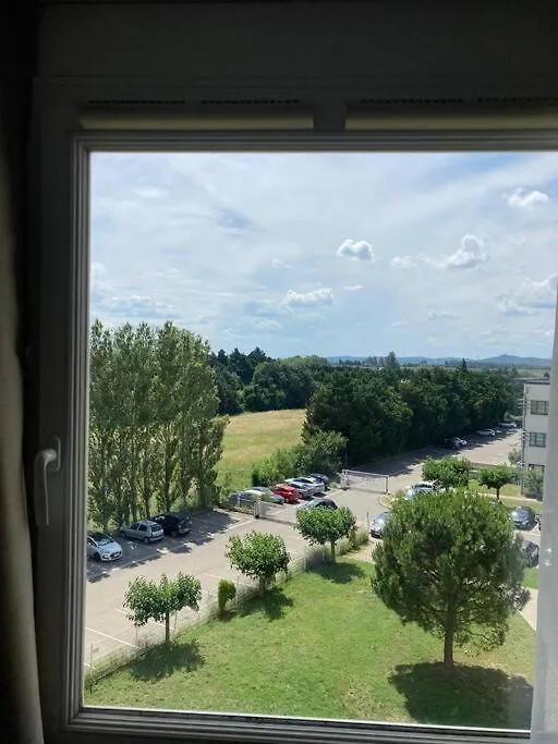 Appart'Hotel - Gare Tgv - Courtine - Confluence - 407 Bis 아비뇽 0*,